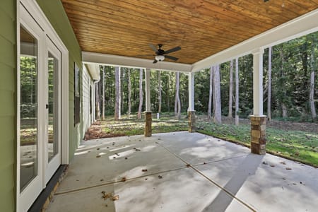 Toccoa, GA 30577 Stephens County