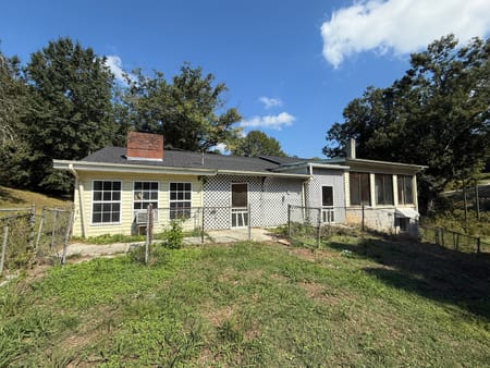 Toccoa, GA 30577 Stephens County