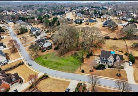 Hoschton, GA 30548 Jackson County