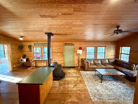 Helen, GA 30545 White County