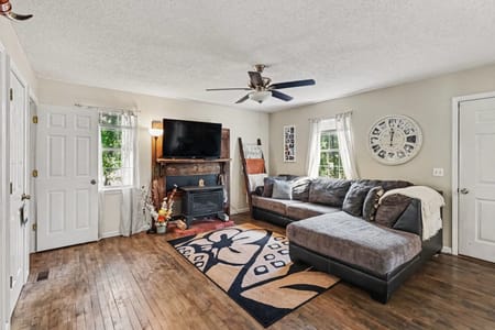 Adairsville, GA 30103 Gordon County