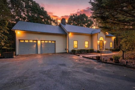 Dahlonega, GA 30533 Lumpkin County