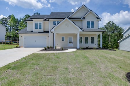 Toccoa, GA 30577 Stephens County