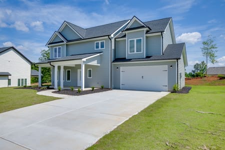 Toccoa, GA 30577 Stephens County