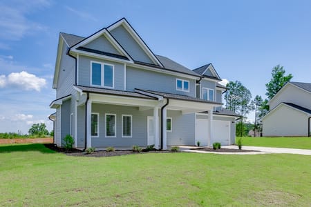 Toccoa, GA 30577 Stephens County