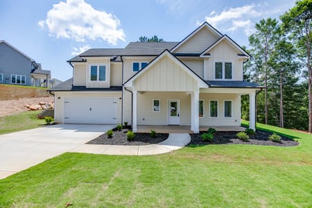 Toccoa, GA 30577 Stephens County