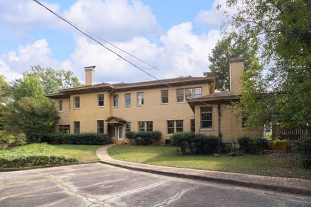 Atlanta, GA 30342 Fulton County