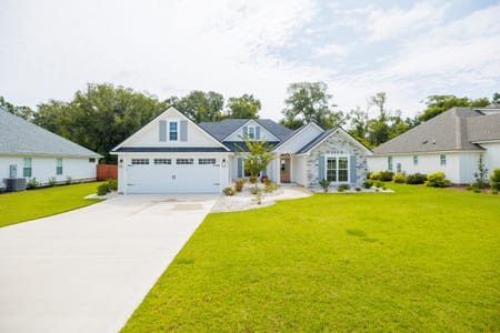 Hahira, GA 31632 Lowndes County