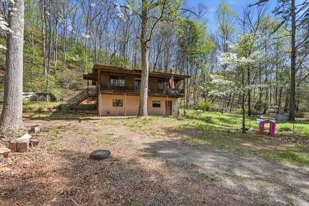 Hiawassee, GA 30546 Towns County