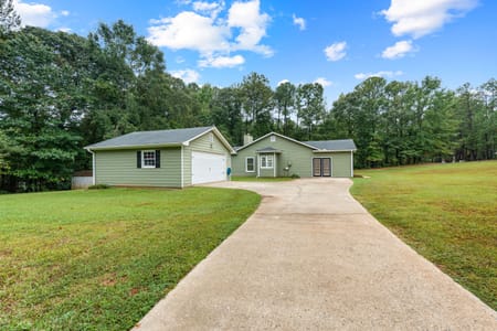 Senoia, GA 30276 Coweta County