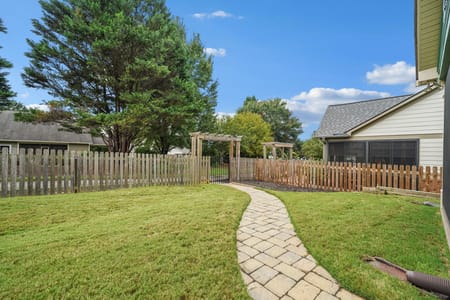 Clarkesville, GA 30523 Habersham County