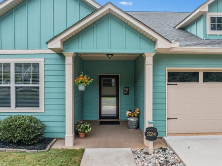Clarkesville, GA 30523 Habersham County
