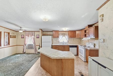 Martin, GA 30557 Stephens County