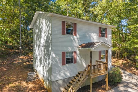 Clarkesville, GA 30523 Habersham County
