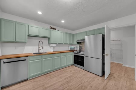 Clarkesville, GA 30523 Habersham County