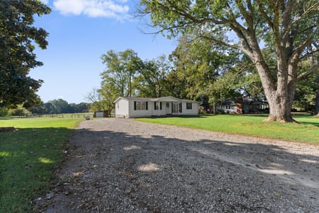 Clermont, GA 30527 Hall County