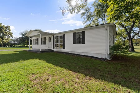 Clermont, GA 30527 Hall County