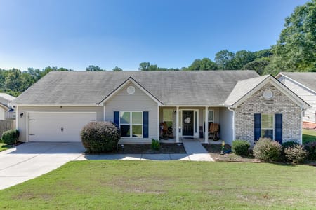 Lula, GA 30554 Banks County