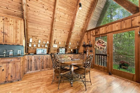 Sautee Nacoochee, GA 30571 White County