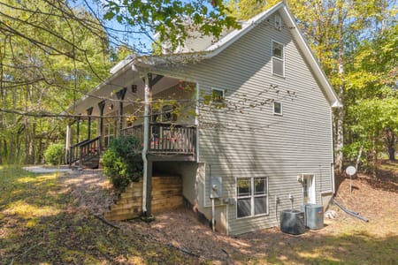Cleveland, GA 30528 White County