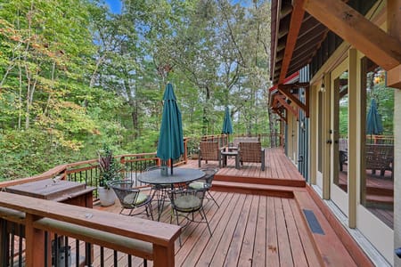 Lakemont, GA 30552 Rabun County