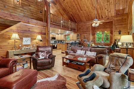 Lakemont, GA 30552 Rabun County