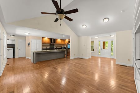 Clarkesville, GA 30523 Habersham County