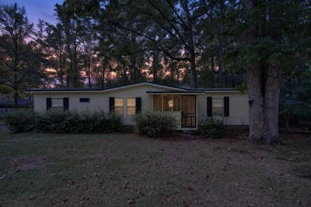 Eatonton, GA 31024 Putnam County