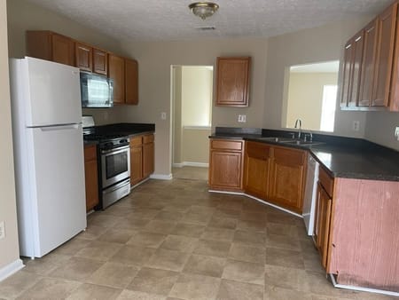 Hampton, GA 30228 Clayton County
