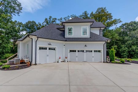 Flowery Branch, GA 30542 Hall County