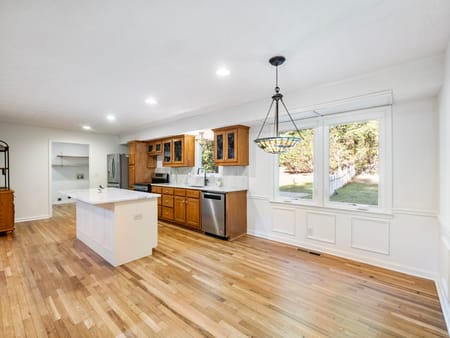 Flowery Branch, GA 30542 Hall County