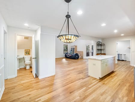 Flowery Branch, GA 30542 Hall County