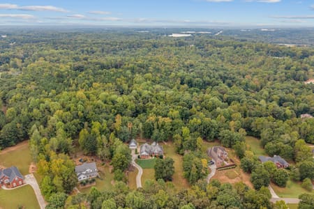 Hoschton, GA 30548 Jackson County