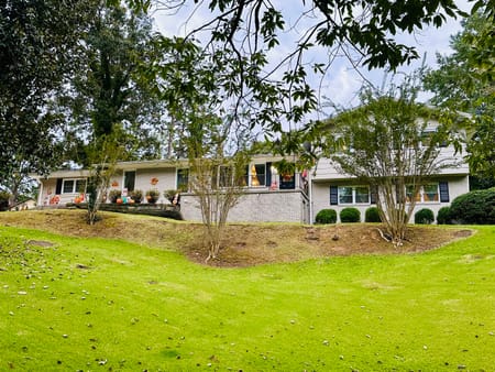 Toccoa, GA 30577 Stephens County