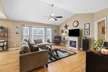 Gillsville, GA 30543 Hall County