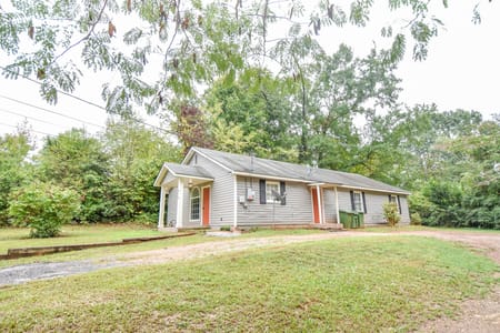 Griffin, GA 30223 Spalding County