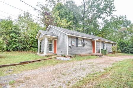 Griffin, GA 30223 Spalding County