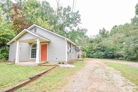 Griffin, GA 30223 Spalding County
