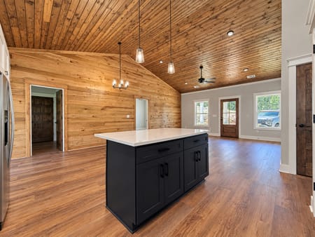Clarkesville, GA 30523 Habersham County