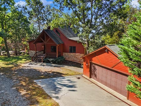 Hiawassee, GA 30546 Towns County