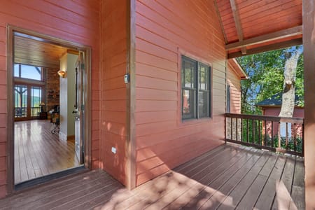 Hiawassee, GA 30546 Towns County
