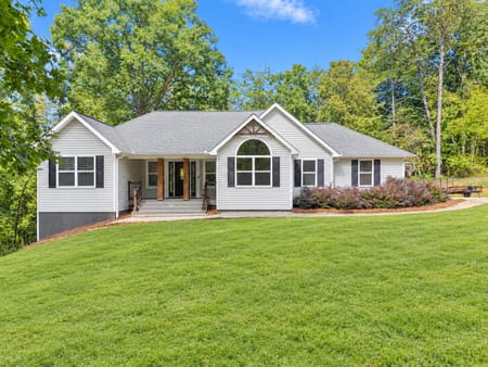 Clarkesville, GA 30523 Habersham County
