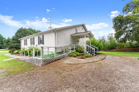 Clermont, GA 30527 Hall County