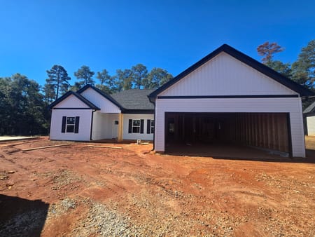 Lavonia, GA 30553 Hart County