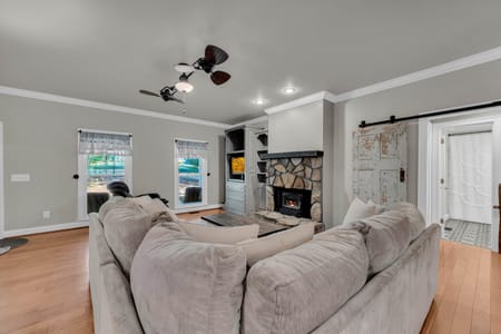 Clarkesville, GA 30523 Habersham County
