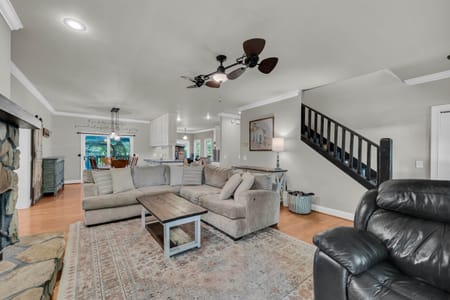 Clarkesville, GA 30523 Habersham County
