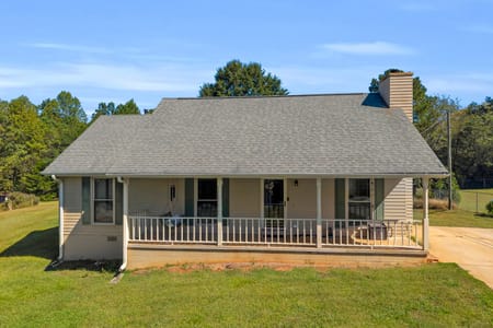 Toccoa, GA 30577 Stephens County