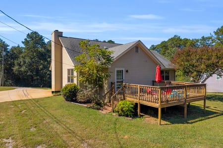 Toccoa, GA 30577 Stephens County