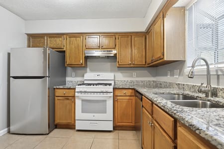 Hampton, GA 30228 Clayton County