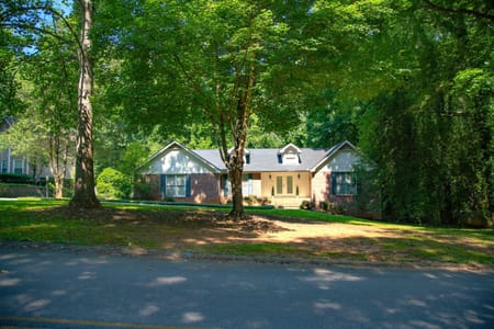 Griffin, GA 30224 Spalding County
